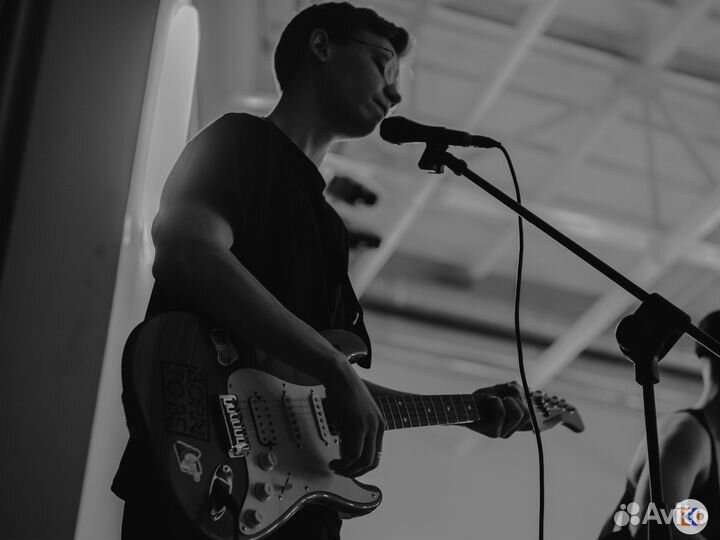 Уроки игры на гитаре. Репетитор по гитаре