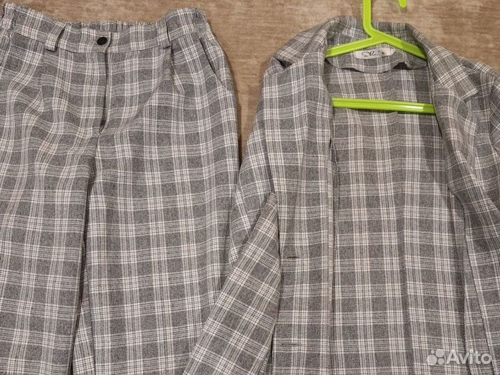 Школьный костюм для девочки (36 р)