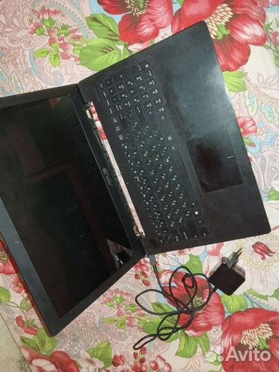 Ноутбук asus