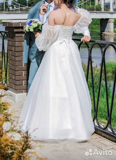 Свадебное платье