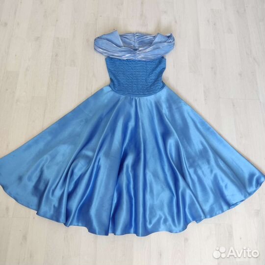 Платье на девочку