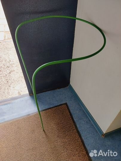 Кустодержатель