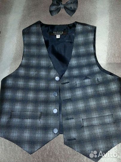 Костюм тройка на мальчика