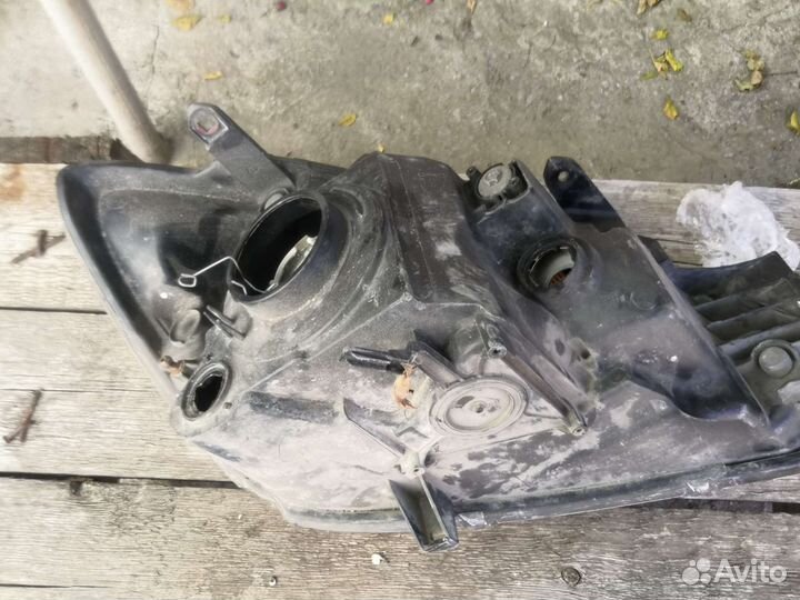 Передние фары с Mitsubishi lancer 9