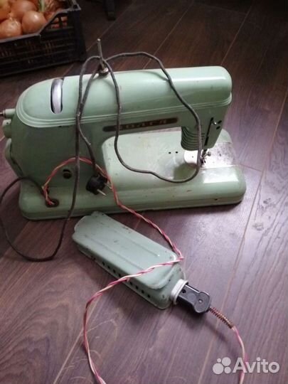 Швейная машина волга