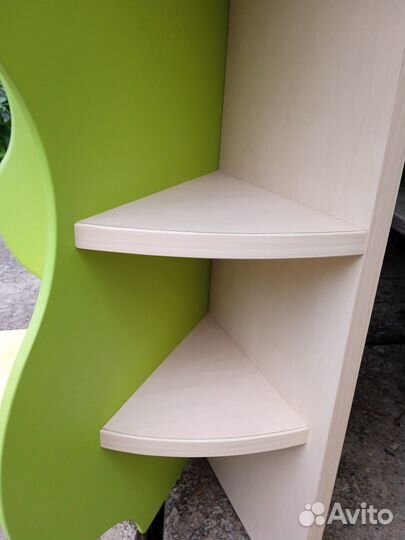 Туалетный столик для девочки