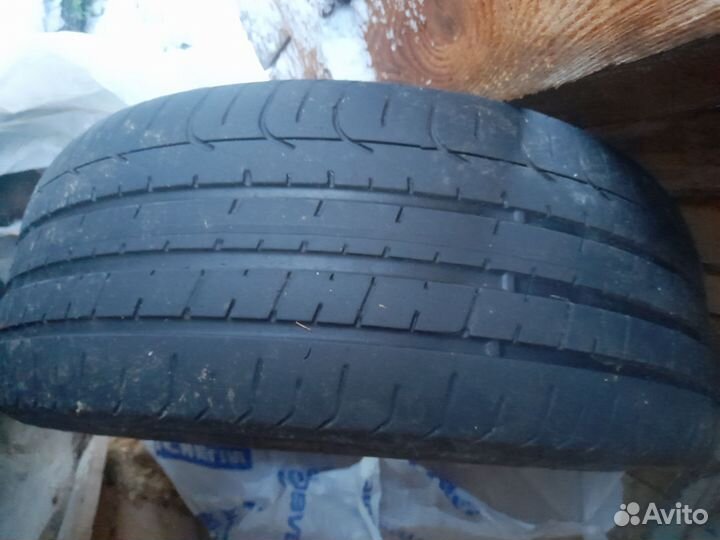 Pirelli Carrier 235/50 R19