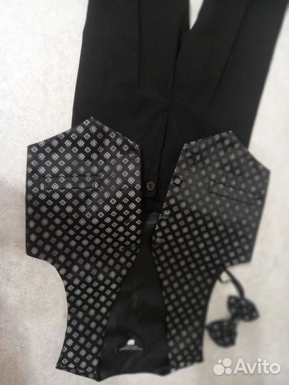 Костюм жилетка и брюки
