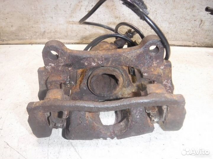 Суппорта задние Mercedes Benz Vito/Viano W639