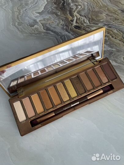 Палетка теней naked honey urban decay
