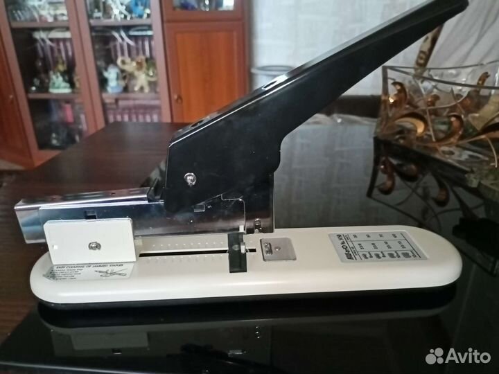 Степлер 50sb со скобами и антистеплером