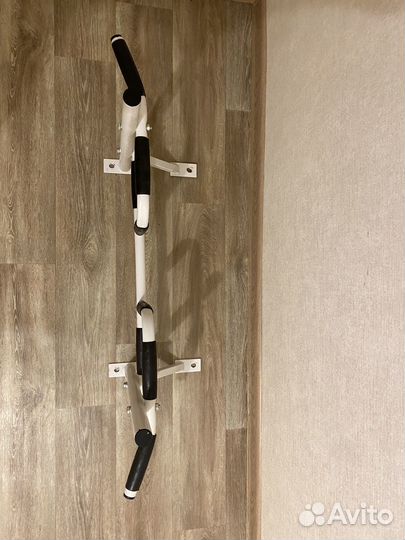 Турник настенный 3 в 1 бу