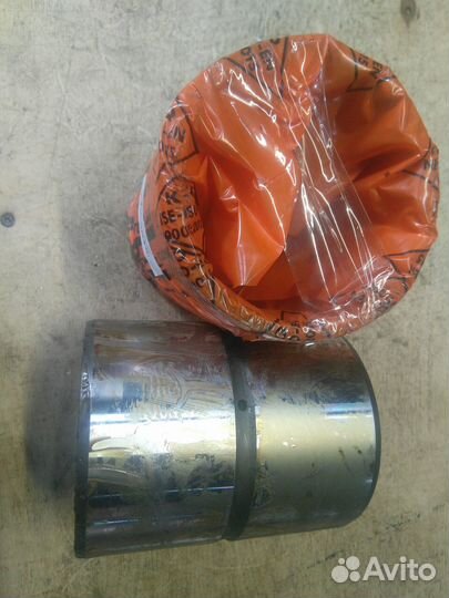 Втулка 228-5618