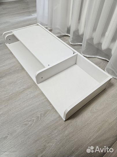 Пеленальный столик