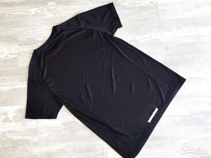 Футболка спортивная