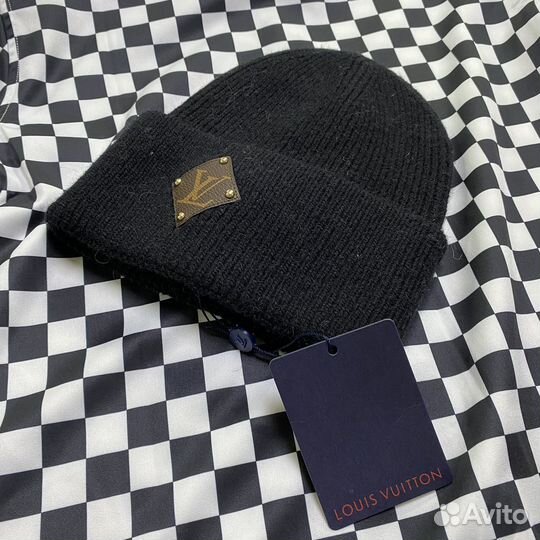 Шапка LV