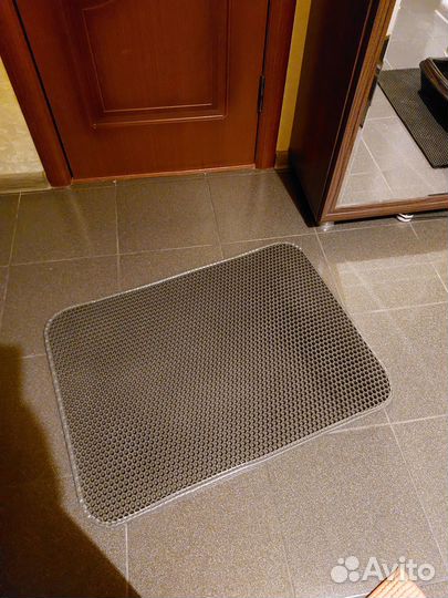 Коврик для кошачьего туалета