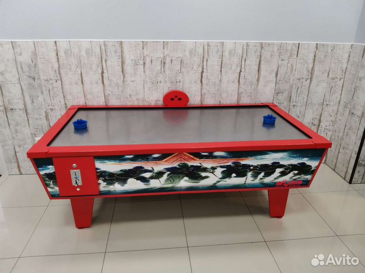 Развлечение аэрохоккей