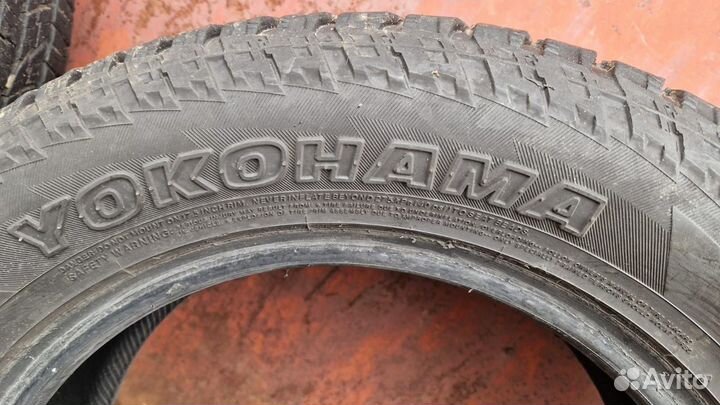 Yokohama Geolandar A/T G015 225/65 R17