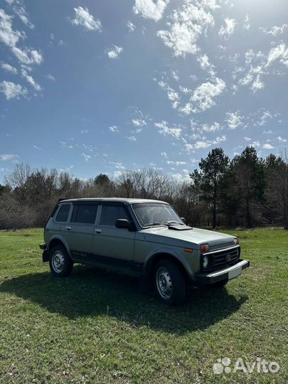 LADA 4x4 (Нива) 1.7 МТ, 2011, 171 000 км