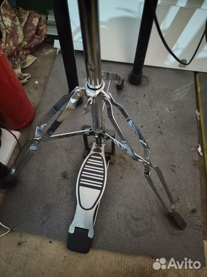 Стойка hi hat с пэдом