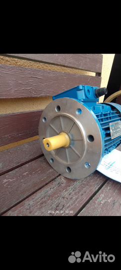 Двигатель асинхронный