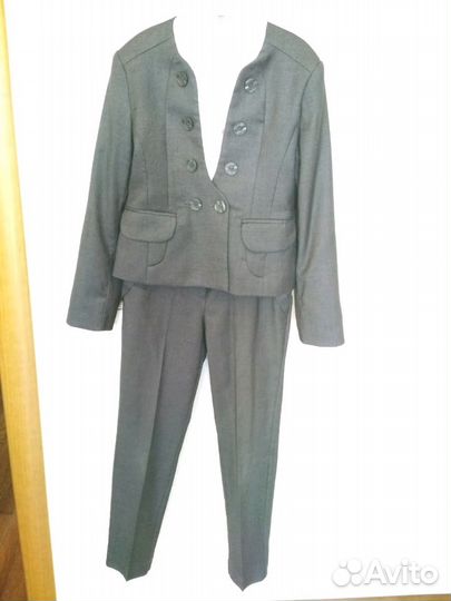 Тройка школьная форма для девочки серая р-р 32