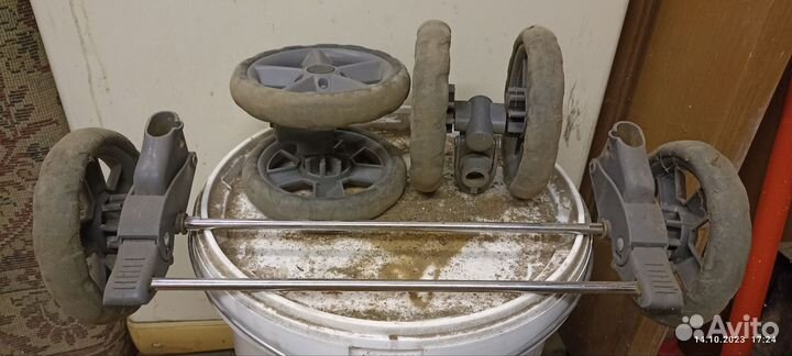 Колеса для коляски тележки