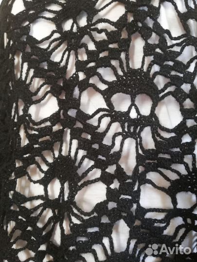 Вязаный платок шаль. Черепа