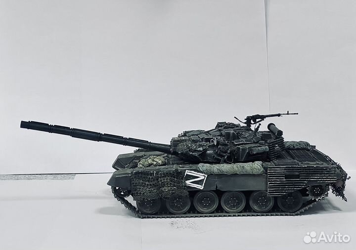 Сборная модель танка Т-72 1/35