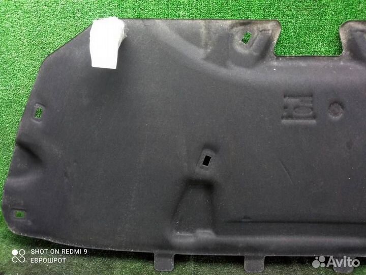 Шумоизоляция капота Ford Focus 3 (2011-2018)