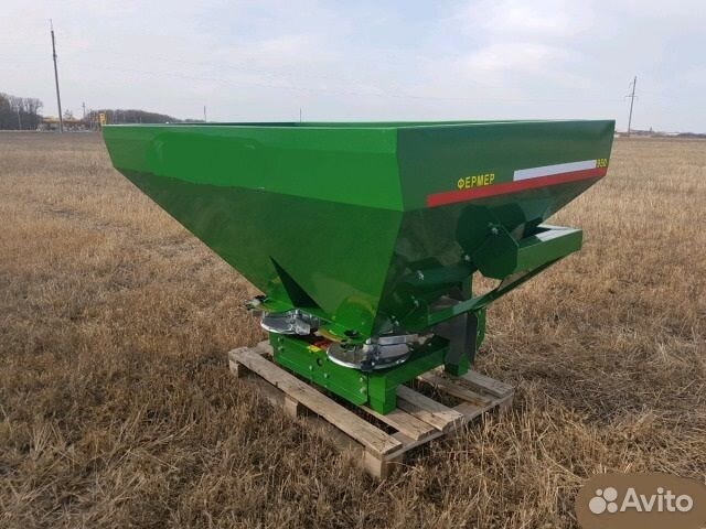Разбрасыватель удобрений Оптсельмаш Фермер 900, 2023