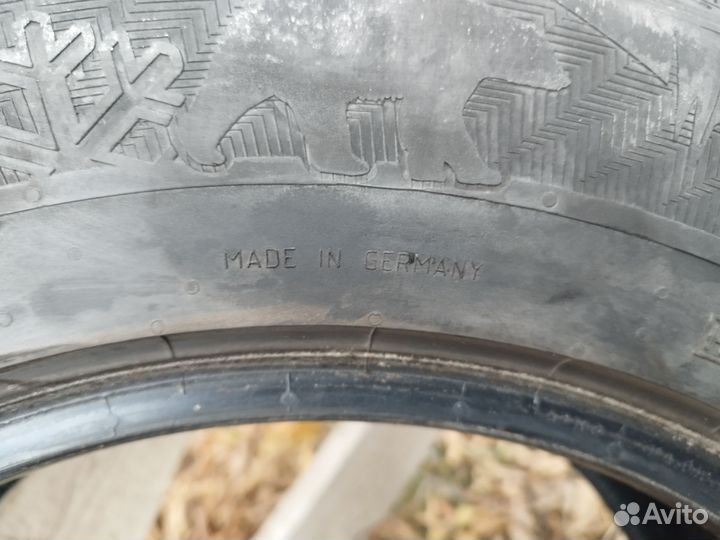 Gislaved NordFrost 100 215/65 R16 102T