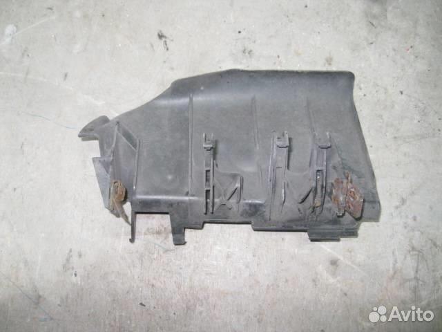 Воздухозаборник (внутри) от Ford S-MAX 2006-2015