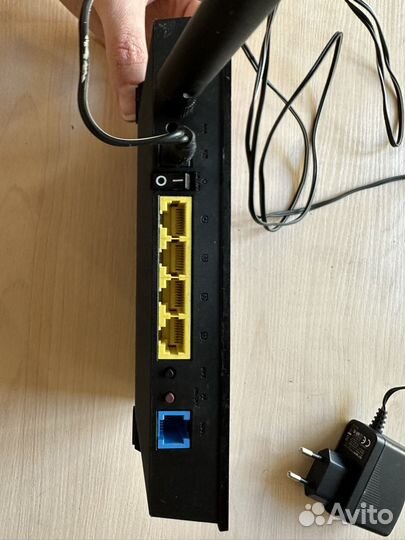 Роутер Asus DSL-N10