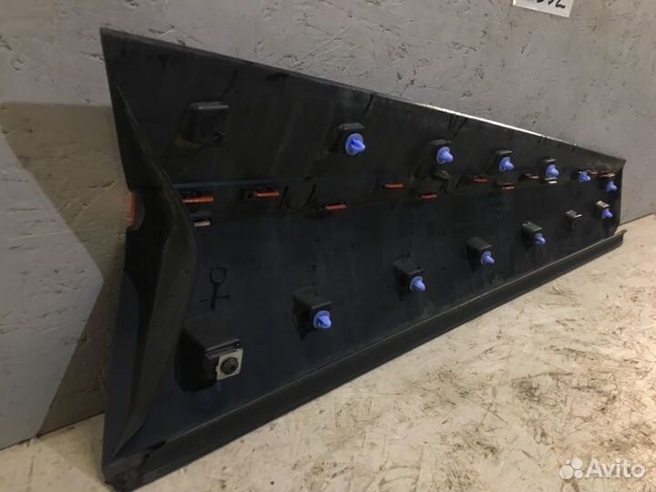 Молдинг двери передний левый Renault Kaptur