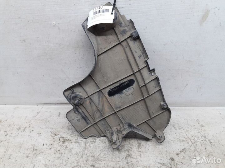 Пыльник бампера задний правый Toyota Rav4 XA40