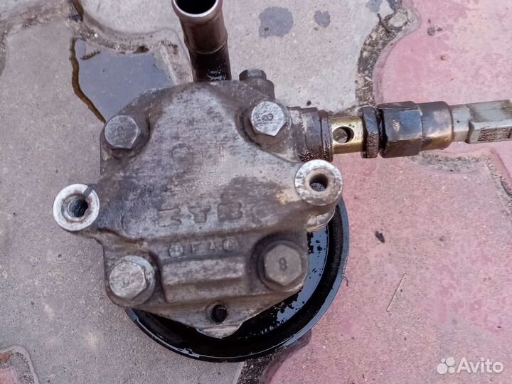 Насос гура на volkswagen golf 4,bora