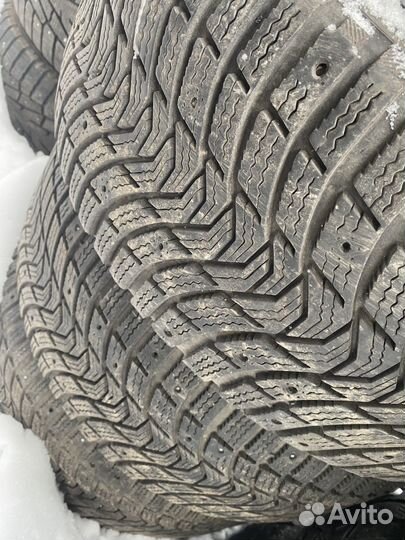 Michelin X-Ice North 3 255/45 R18