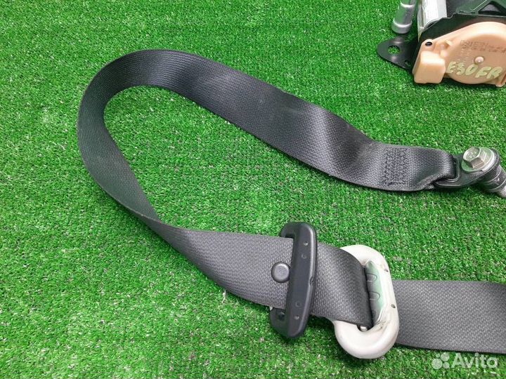 Ремень безопасности передний правый Suzuki Grand