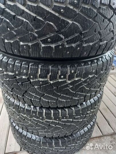 Nokian Tyres Hakkapeliitta C3 215/60 R16