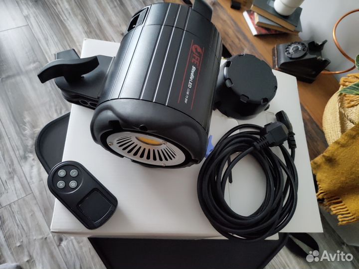 Постоянный свет Фалкон