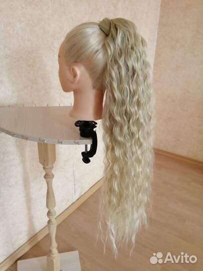 Кудрявый хвост на резинке