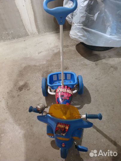 Детский трехколесный велосипед