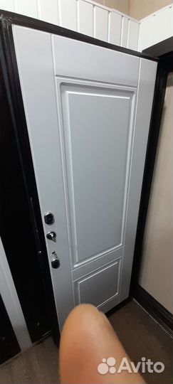 Дверь входная с терморазрывом