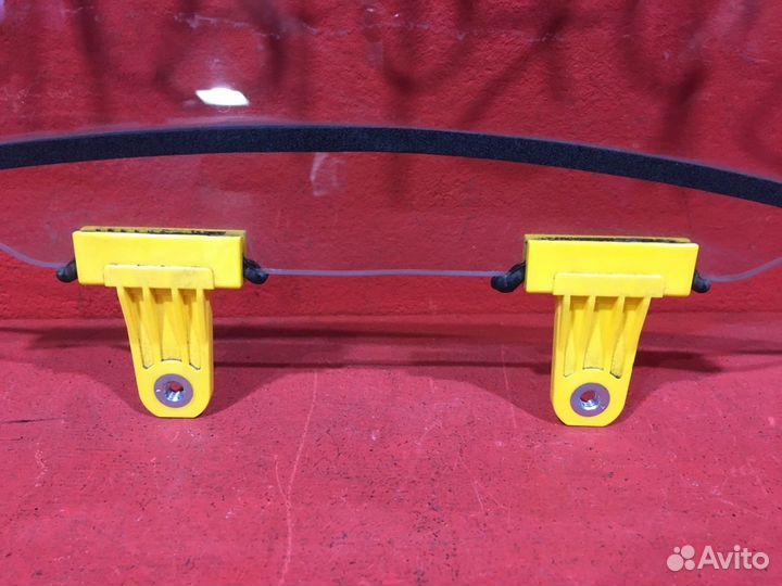 Стекло двери переднее левое Suzuki Vitara хетчбэк