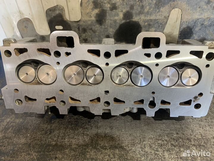 Головка блока целиндров 1.6