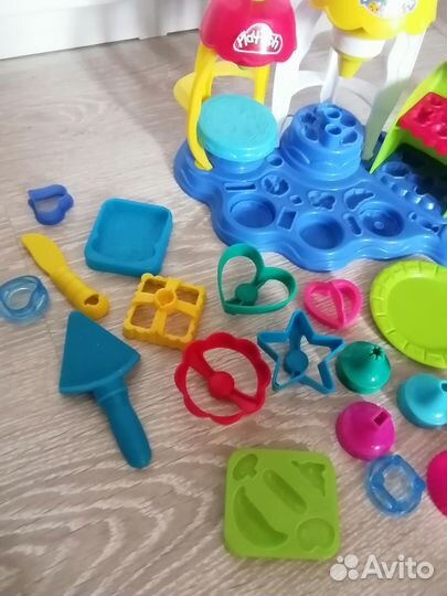 Игровой набор для пластилина Play doh sweet shopp