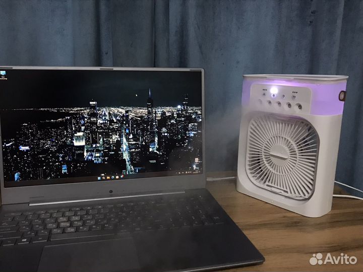 Мини вентилятор с увлажнителем