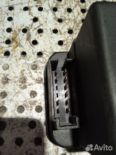 Компрессор центрального замка Volkswagen Passat B3